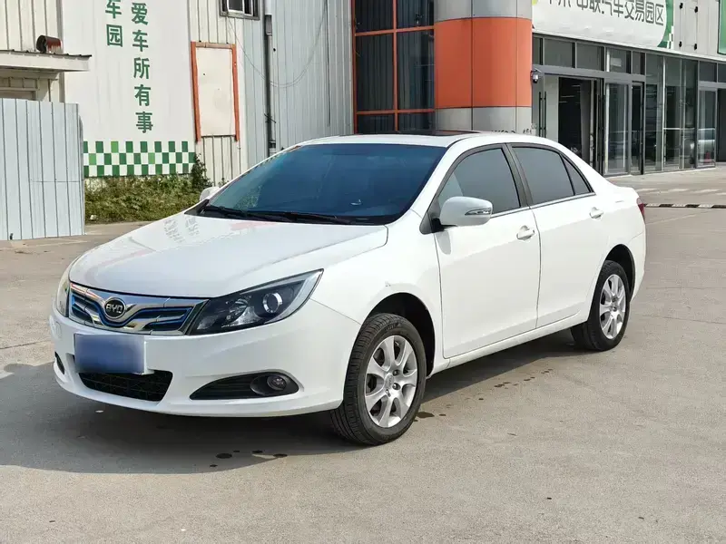 2016 BYD E5 с пробегом 57 000 км