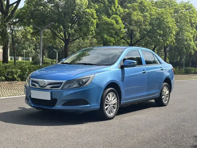 2017 BYD E5 с пробегом 135 000 км