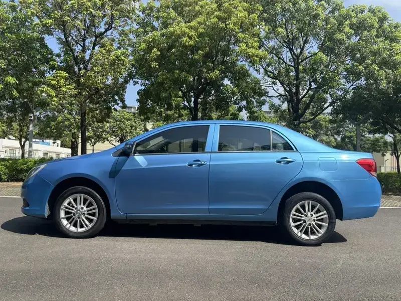 2017 BYD E5 с пробегом 135 000 км