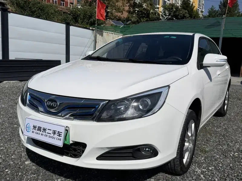 2016 BYD E5 с пробегом 31 000 км