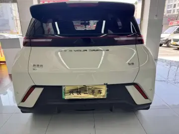 2024 BYD Seagull с пробегом 32 000 км