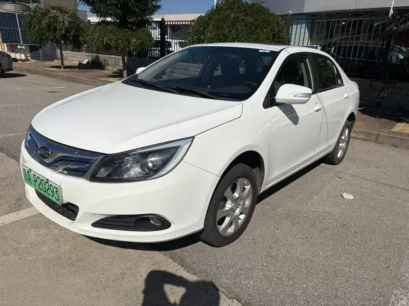 2016 BYD E5 с пробегом 58 000 км