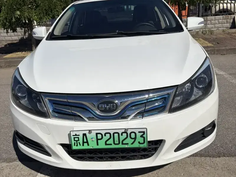 2016 BYD E5 с пробегом 58 000 км