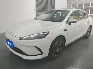 BYD Seal 05