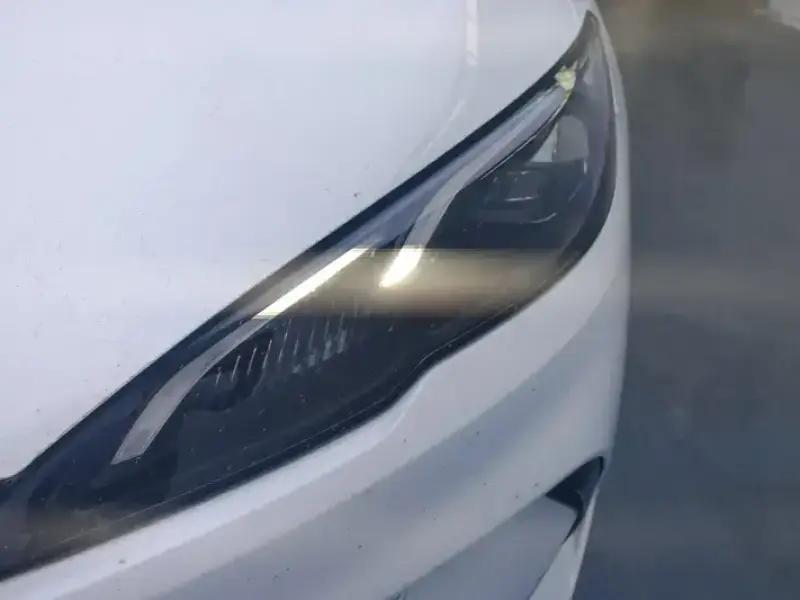 2025 BYD Seal 05 с пробегом 9 000 км