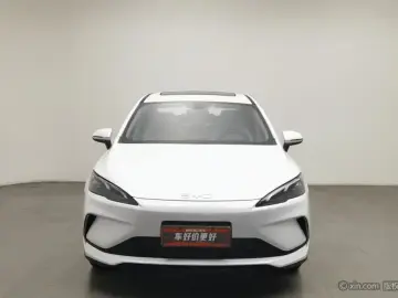 2026 BYD Seal 05 с пробегом 2 500 км