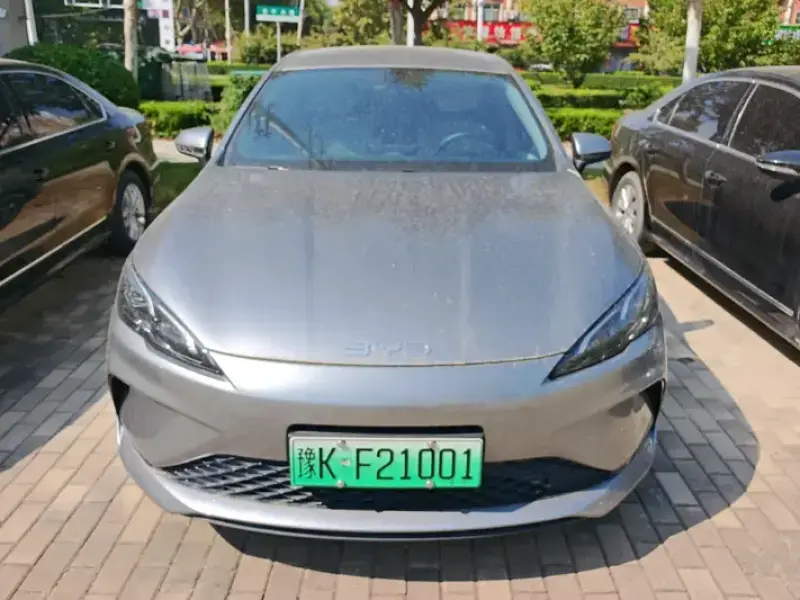 2025 BYD Seal 05 с пробегом 40 000 км