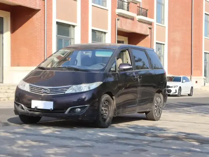 2013 BYD M6 с пробегом 150 000 км