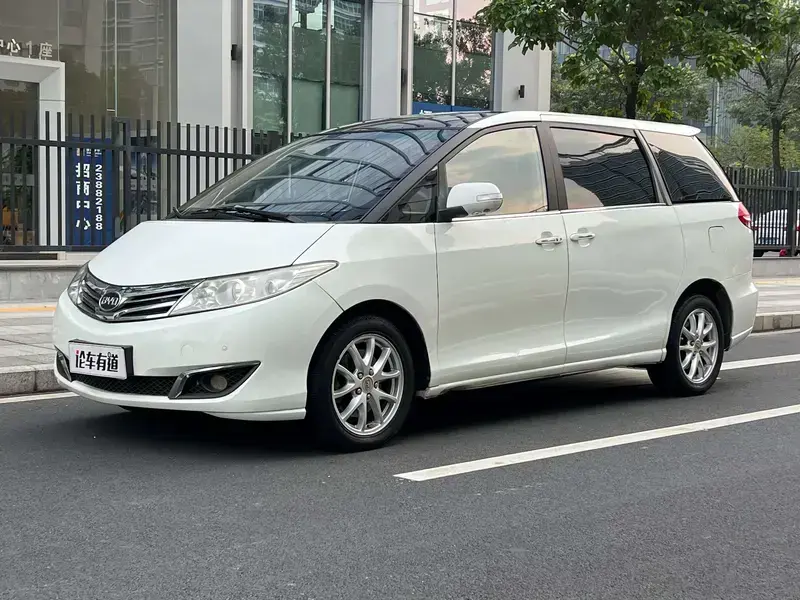 2015 BYD M6 с пробегом 175 000 км