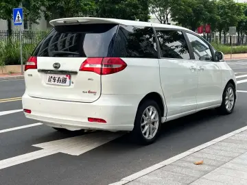 2015 BYD M6 с пробегом 175 000 км