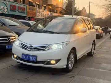 2015 BYD M6 с пробегом 110 000 км