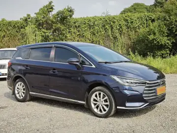 2021 BYD Song Max с пробегом 50 000 км