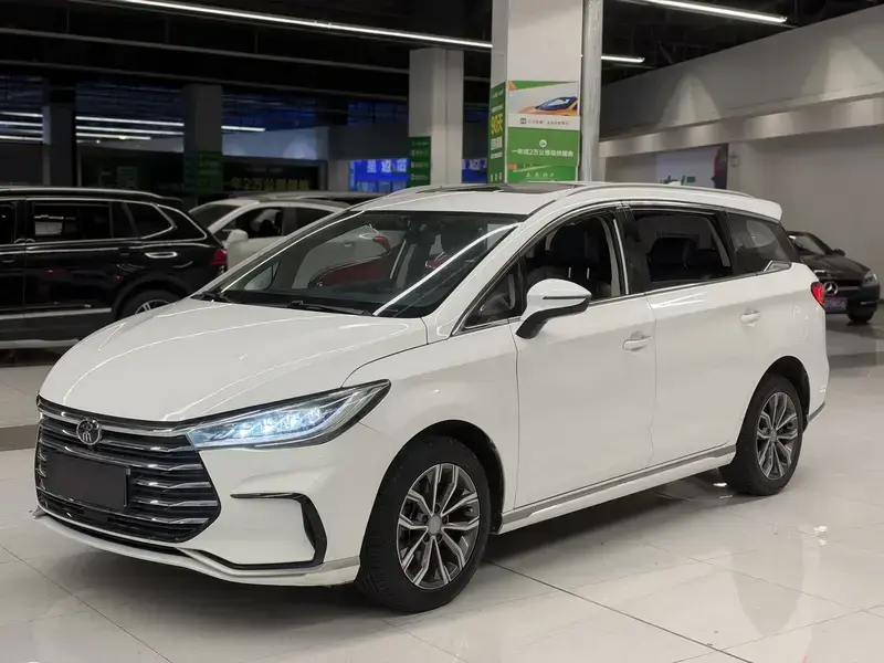 2021 BYD Song Max с пробегом 60 000 км