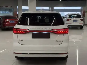 2021 BYD Song Max с пробегом 60 000 км