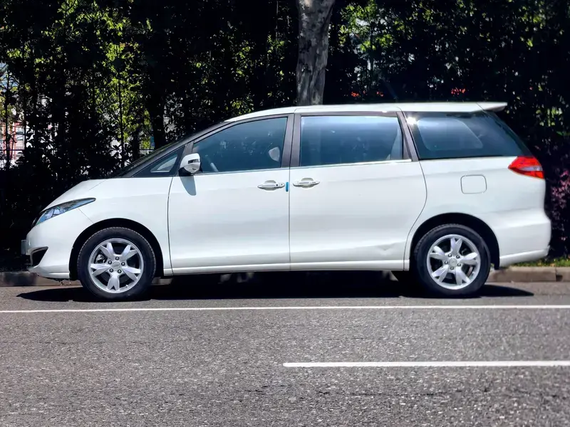 2013 BYD M6 с пробегом 76 000 км