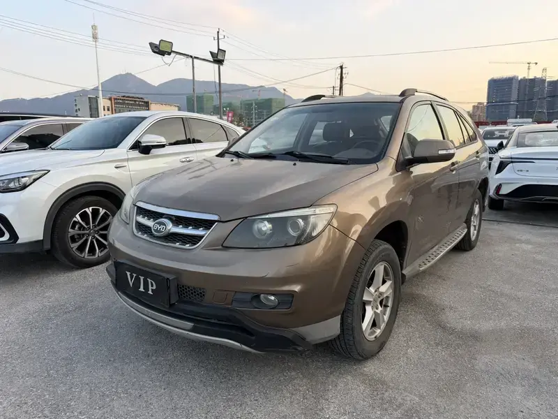 2014 BYD S6 с пробегом 101 000 км