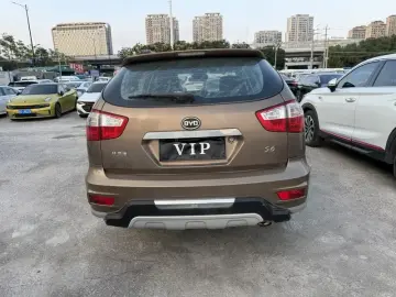 2014 BYD S6 с пробегом 101 000 км