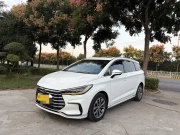 BYD Song Max