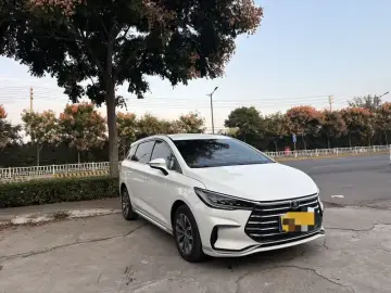 2021 BYD Song Max с пробегом 36 000 км