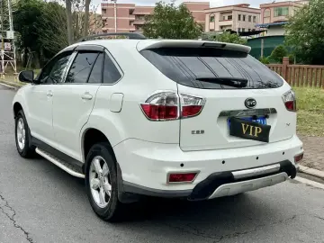 2014 BYD S6 с пробегом 120 000 км