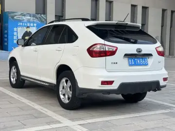 2013 BYD S6 с пробегом 79 000 км