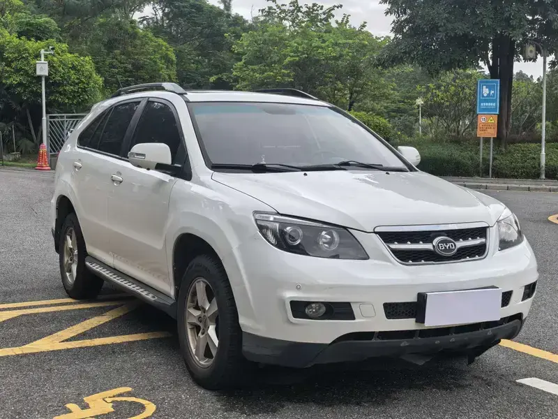 2013 BYD S6 с пробегом 135 000 км