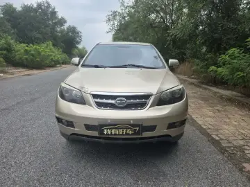 2014 BYD S6 с пробегом 71 000 км