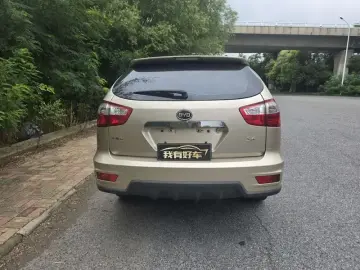2014 BYD S6 с пробегом 71 000 км
