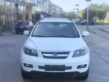2014 BYD S6 с пробегом 110 000 км