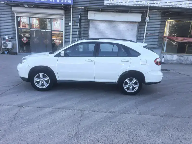 2014 BYD S6 с пробегом 110 000 км