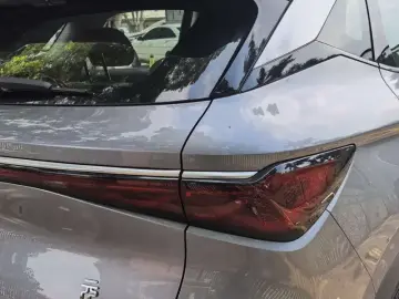2025 BYD Yuan Plus с пробегом 5 300 км