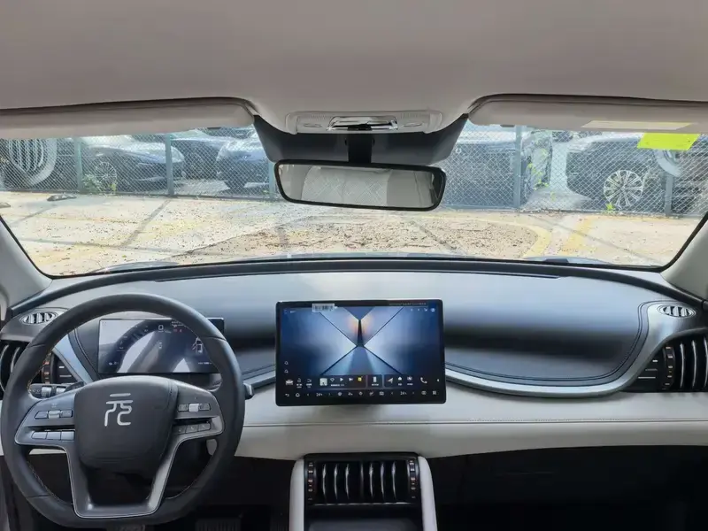 2025 BYD Yuan Plus с пробегом 5 300 км