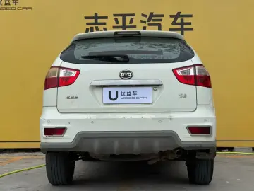 2013 BYD S6 с пробегом 160 000 км
