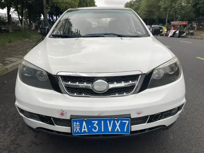 2011 BYD S6 с пробегом 74 900 км