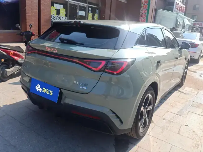 2025 BYD Seal 06 GT с пробегом 25 000 км