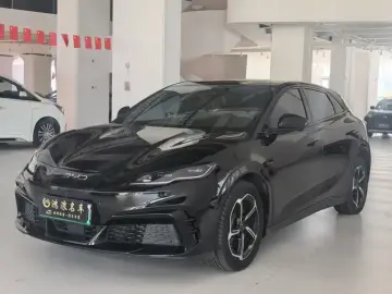 2025 BYD Seal 06 GT с пробегом 9 000 км