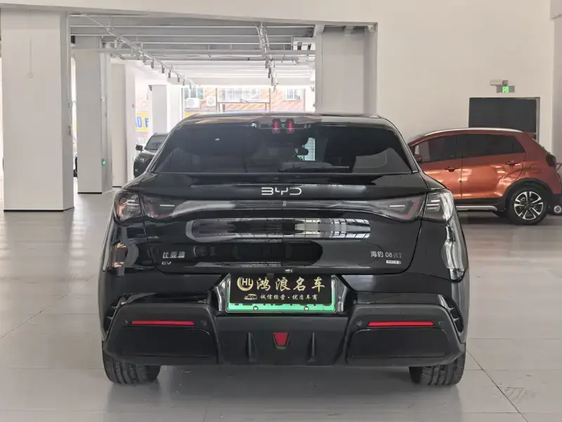 2025 BYD Seal 06 GT с пробегом 9 000 км