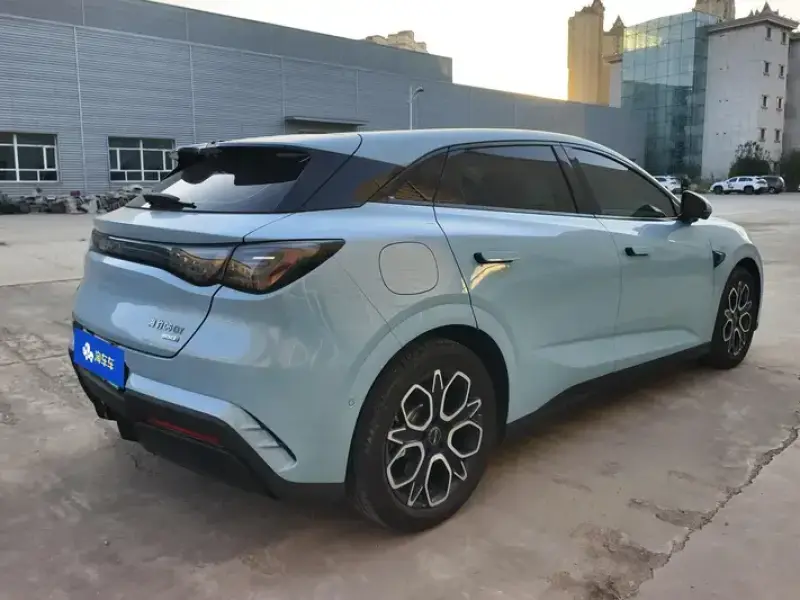 2026 BYD Seal 06 GT с пробегом 5 000 км