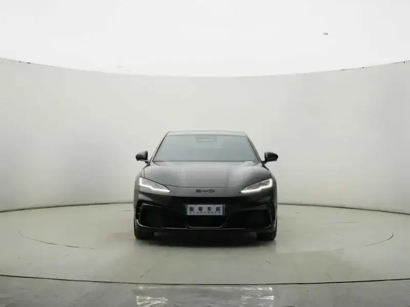 2025 BYD Seal 06 GT с пробегом 25 000 км