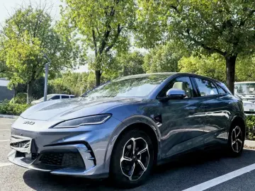 2025 BYD Seal 06 GT с пробегом 4 900 км