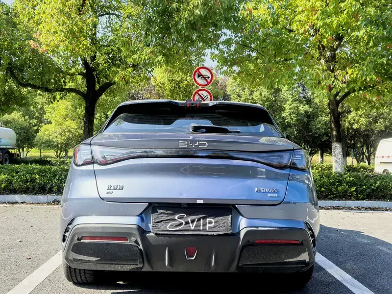 2025 BYD Seal 06 GT с пробегом 4 900 км