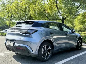 2025 BYD Seal 06 GT с пробегом 4 900 км