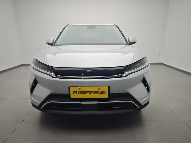 2025 BYD Yuan Up с пробегом 15 900 км