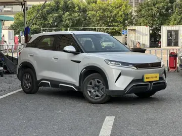 2025 BYD Yuan Up с пробегом 50 000 км