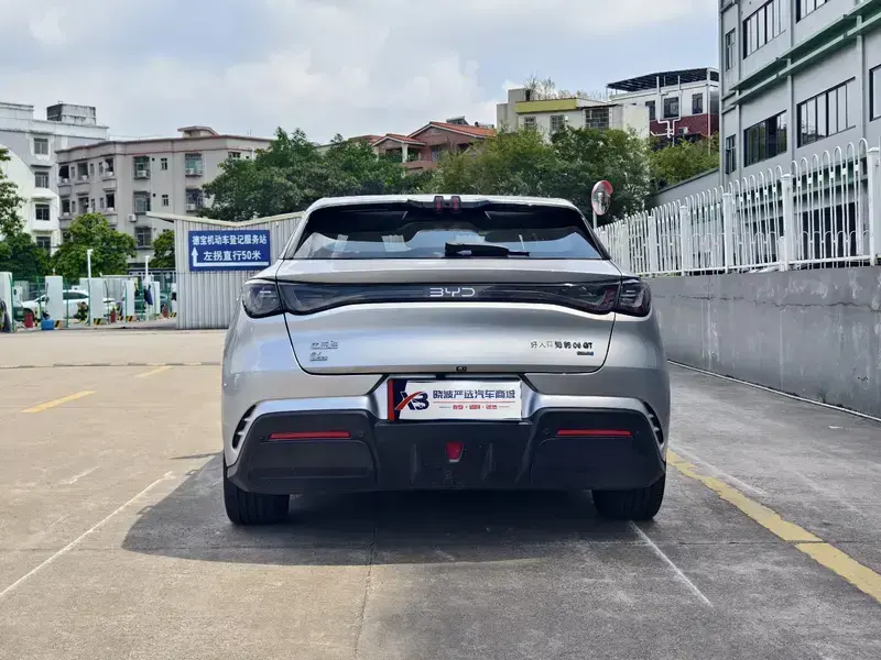 2026 BYD Seal 06 GT с пробегом 1 800 км