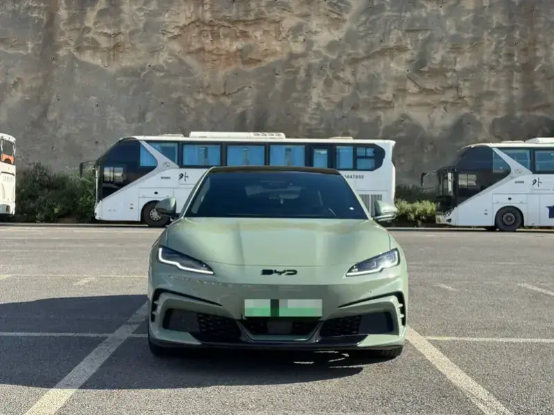 2025 BYD Seal 06 GT с пробегом 55 000 км