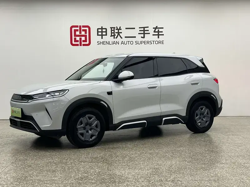 2025 BYD Yuan Up с пробегом 7 400 км
