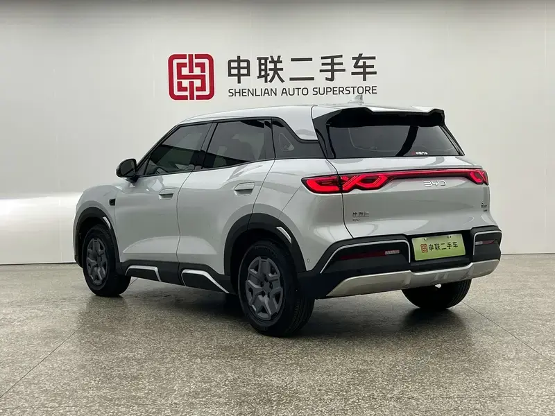 2025 BYD Yuan Up с пробегом 7 400 км