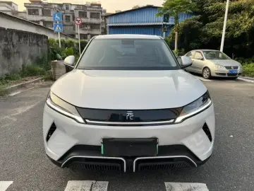 2024 BYD Yuan Up с пробегом 20 000 км