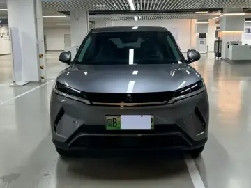 2025 BYD Yuan Up с пробегом 5 000 км